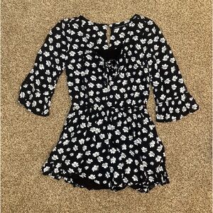 Womens Abercrombie & Fitch Floral Romper || Black and White, Size: XS